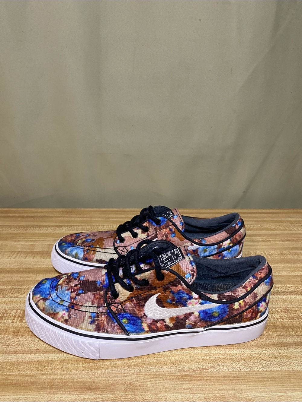 Nike Zoom SB Stefan Janoski Blue Floral Digi Camo Skateboarding Shoes M 4/ W 5.5